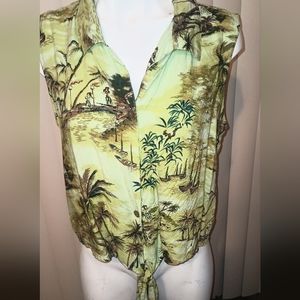Cute tropical top